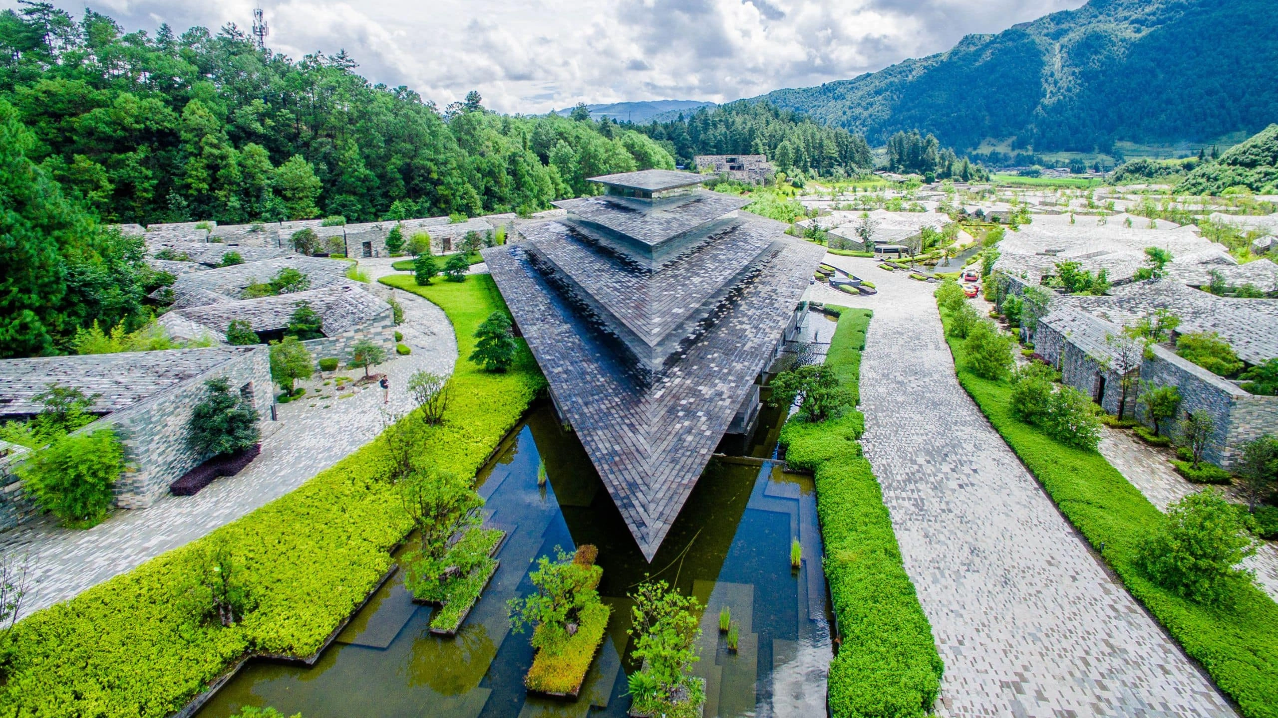 蘑菇视频温泉度假酒店全景鸟瞰图